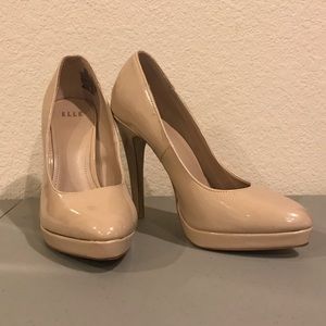 Elle tan nude heel pump size 6
